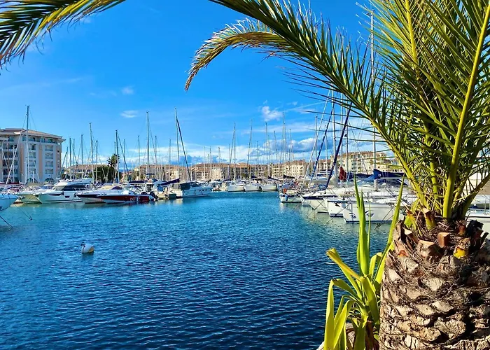 Port-Frejus, Le Paladien, Appartement 2 Pieces Climatise, Terrasse & Parking