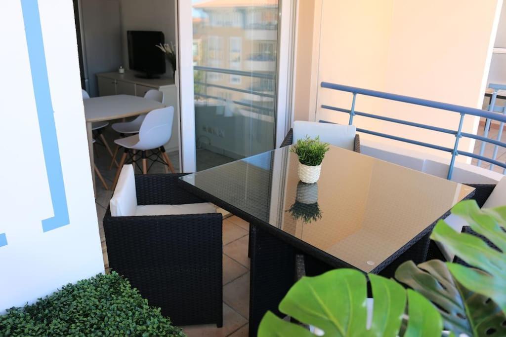 Port-frejus, Le Paladien, 2 Pieces Climatise, Terrasse & Parking Apartment