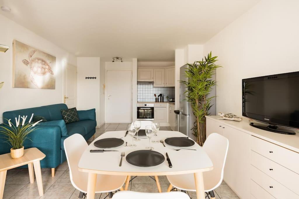 Port-frejus, Le Paladien, 2 Pieces Climatise, Terrasse & Parking Apartment